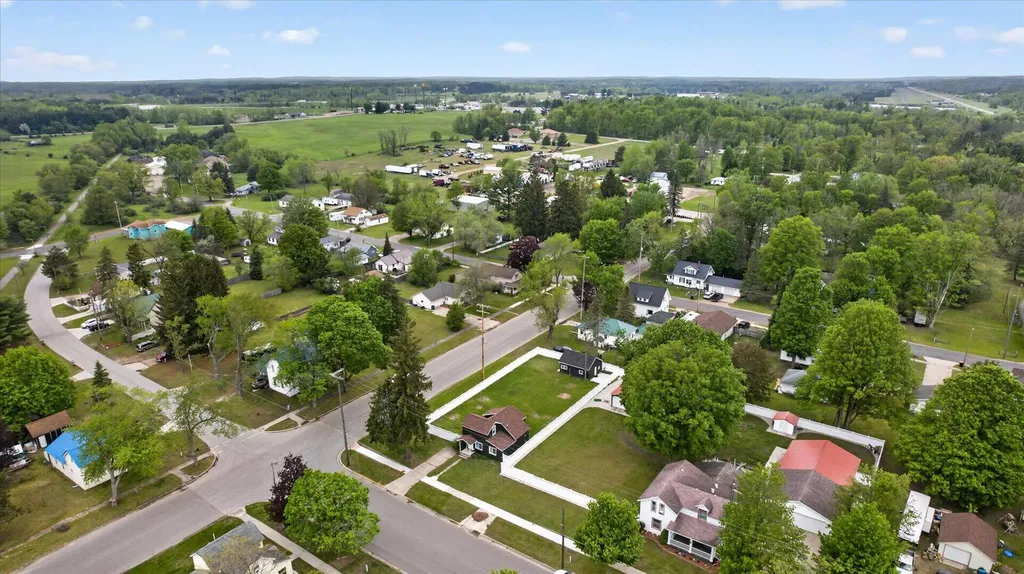 252 W Stimson Avenue Reed City City MI 49677