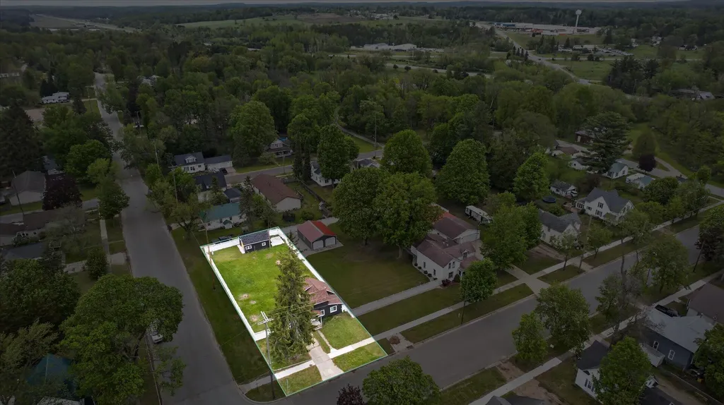 252 W Stimson Avenue Reed City City MI 49677
