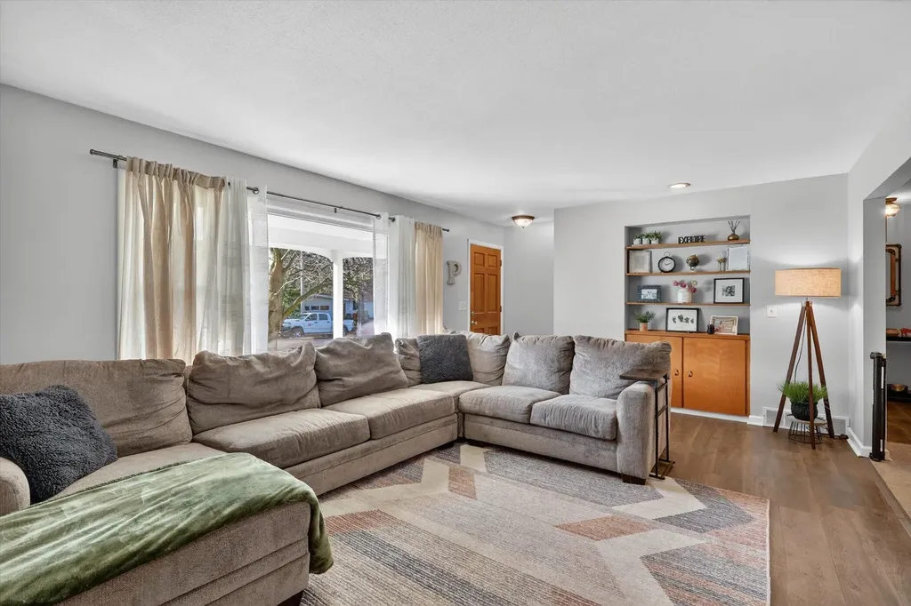 2757 Leelanau Drive NE Plainfield Charter Township MI 49525