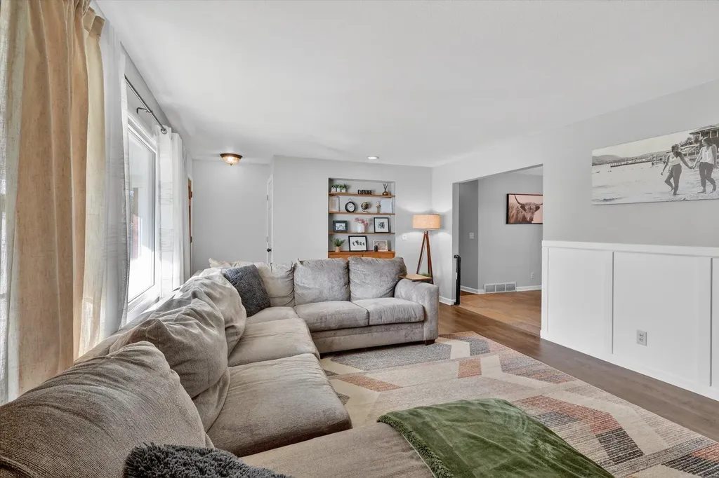 2757 Leelanau Drive NE Plainfield Charter Township MI 49525