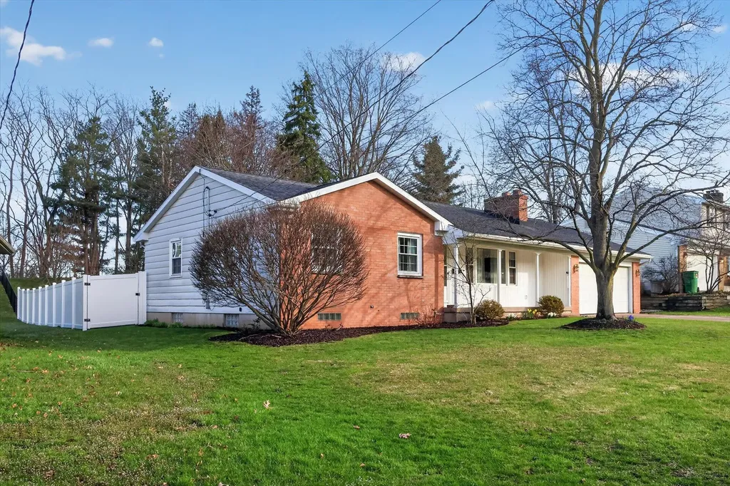 2757 Leelanau Drive NE Plainfield Charter Township MI 49525