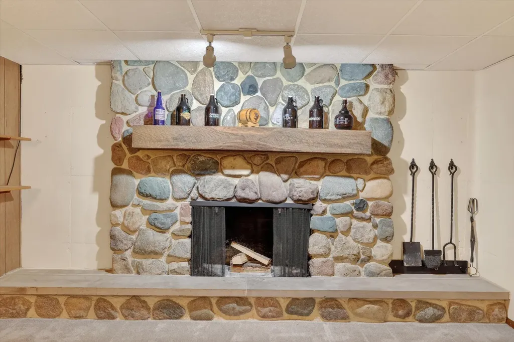 2757 Leelanau Drive NE Plainfield Charter Township MI 49525