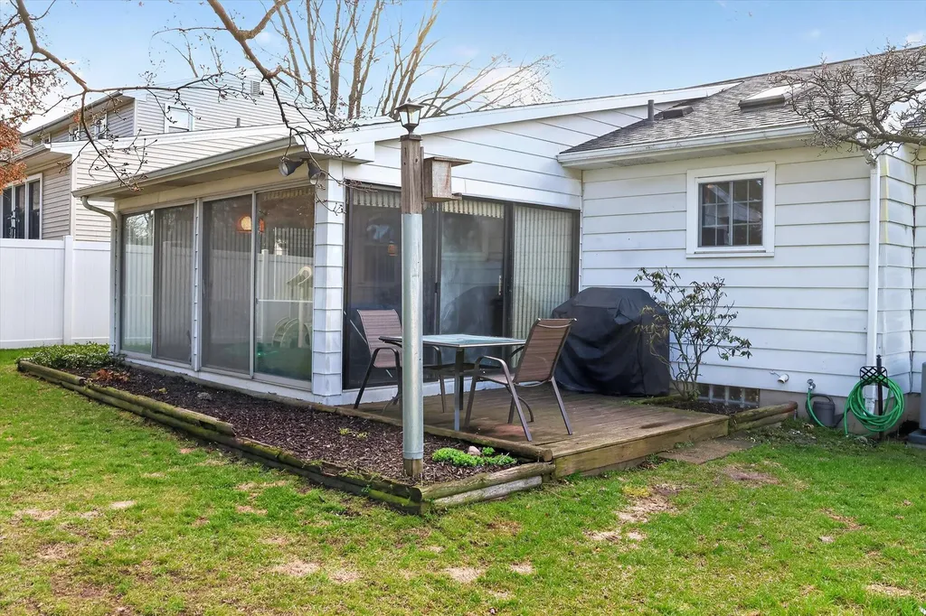 2757 Leelanau Drive NE Plainfield Charter Township MI 49525