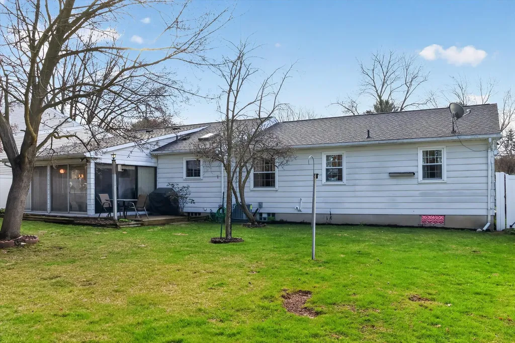 2757 Leelanau Drive NE Plainfield Charter Township MI 49525