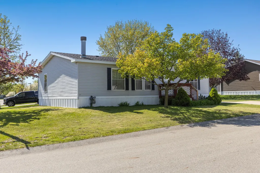13735 Shamrock Lane Solon Township MI 49319
