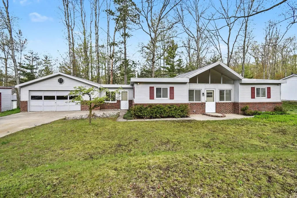11952 Marber Drive Beaver Creek Township MI 48653