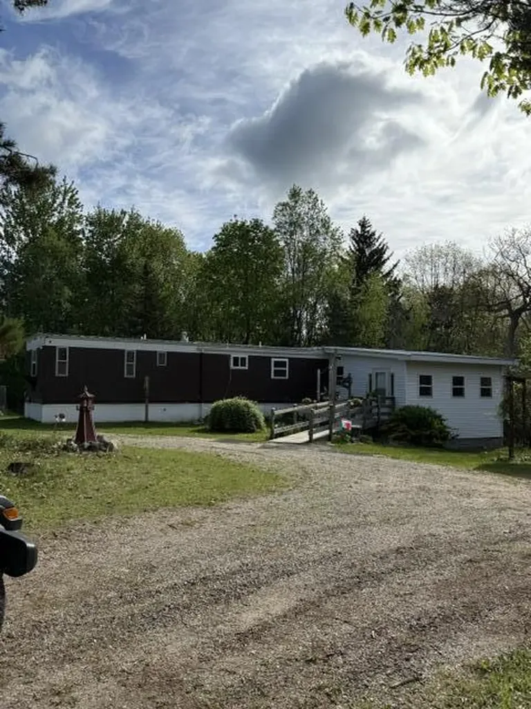 6572 Cottonwood Avenue Norwich Township MI 49307