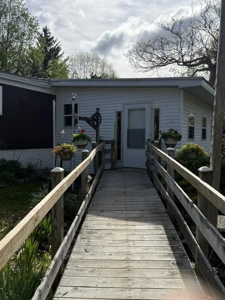 6572 Cottonwood Avenue Norwich Township MI 49307