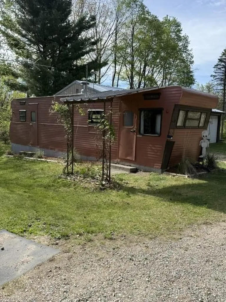 6572 Cottonwood Avenue Norwich Township MI 49307