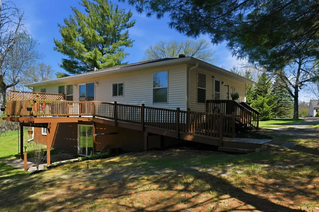 7492 E Townline Lake Road Hamilton Township MI 48625