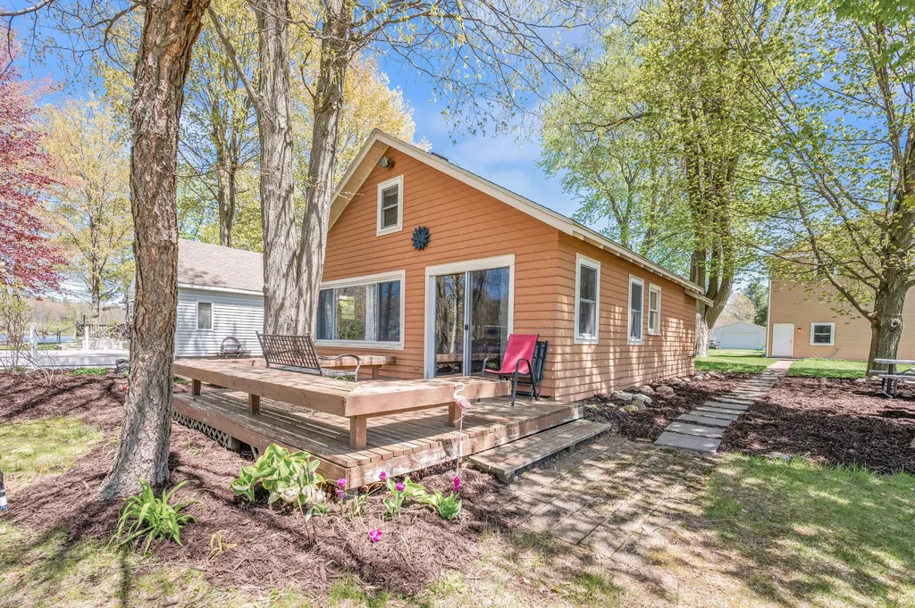 11035 Birchpark Drive Mecosta Township MI 49346