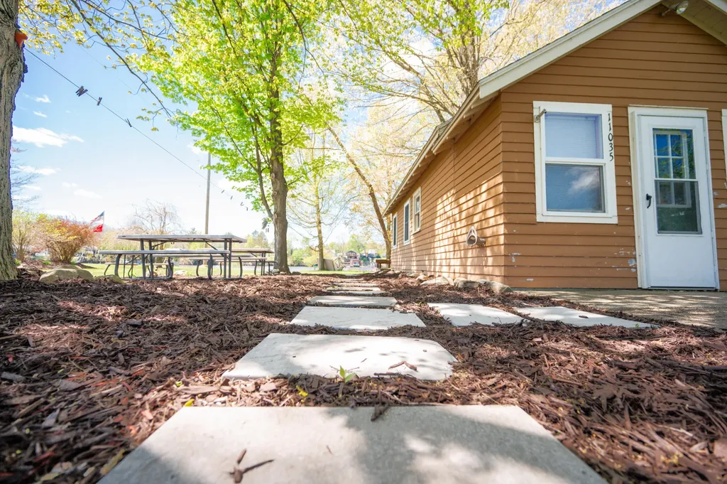 11035 Birchpark Drive Mecosta Township MI 49346