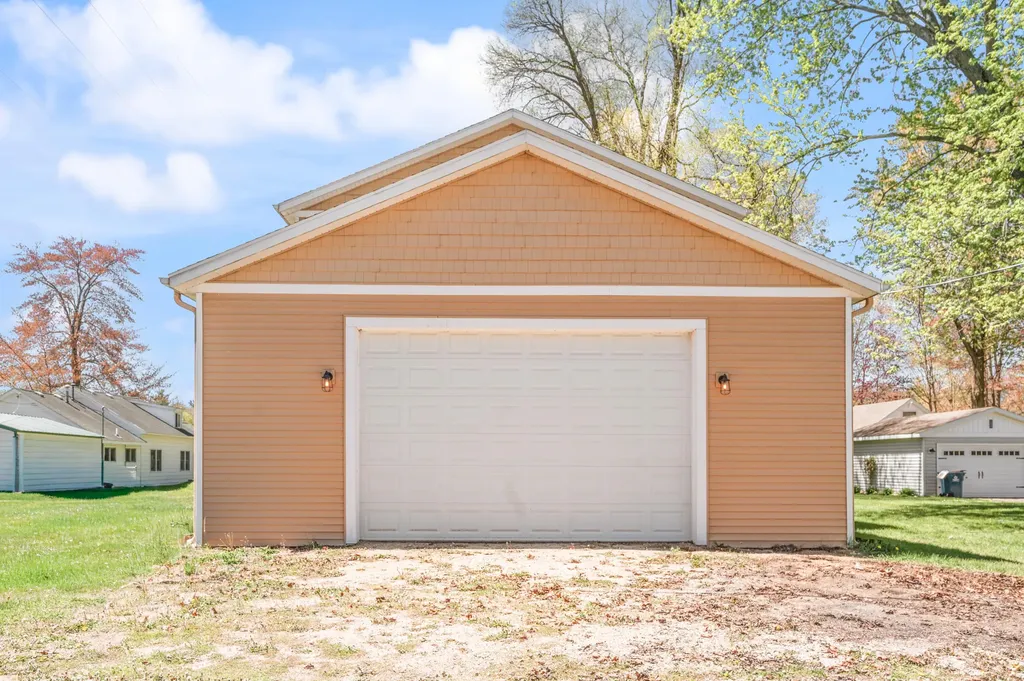 11035 Birchpark Drive Mecosta Township MI 49346