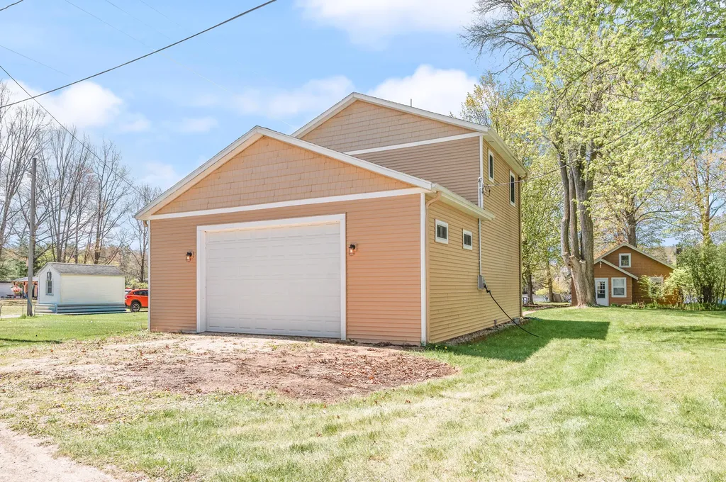 11035 Birchpark Drive Mecosta Township MI 49346