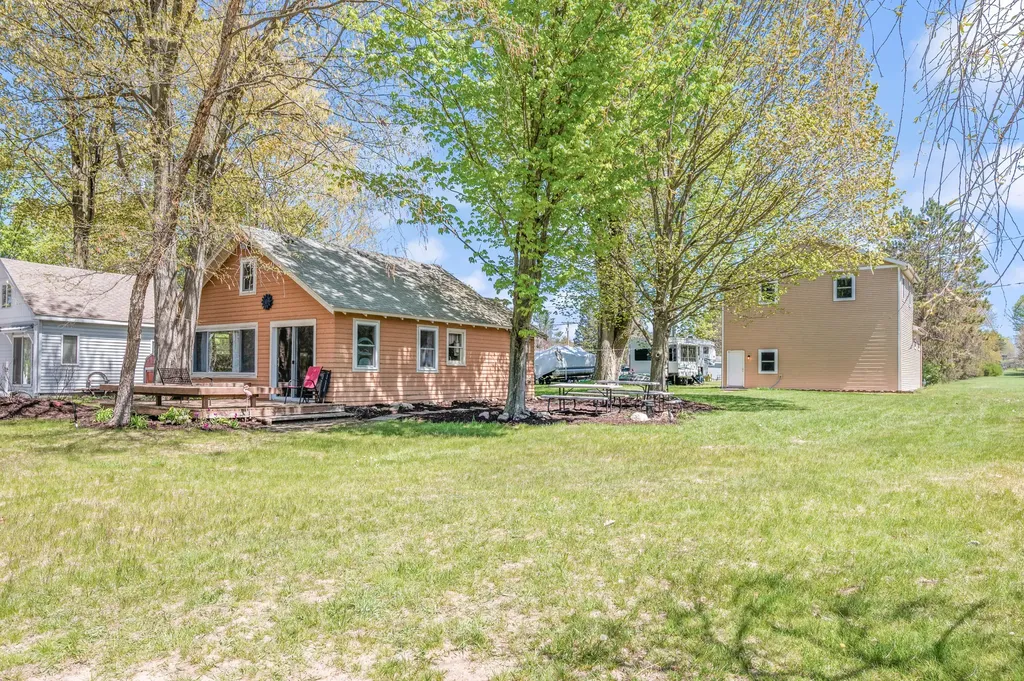 11035 Birchpark Drive Mecosta Township MI 49346