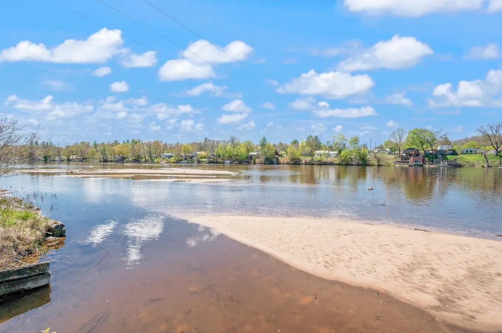 11035 Birchpark Drive Mecosta Township MI 49346