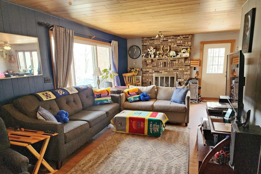 10180 Eagle Pass Austin Township MI 49346