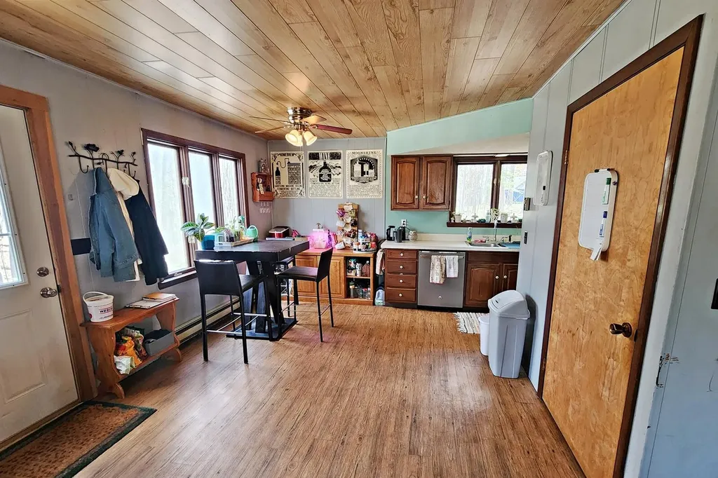 10180 Eagle Pass Austin Township MI 49346