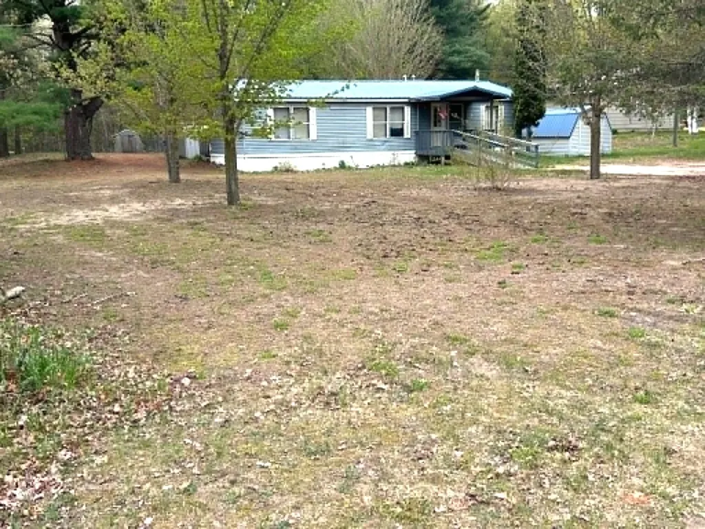 316 Floyd Street Surrey Township MI 48622