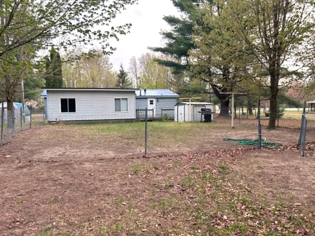 316 Floyd Street Surrey Township MI 48622