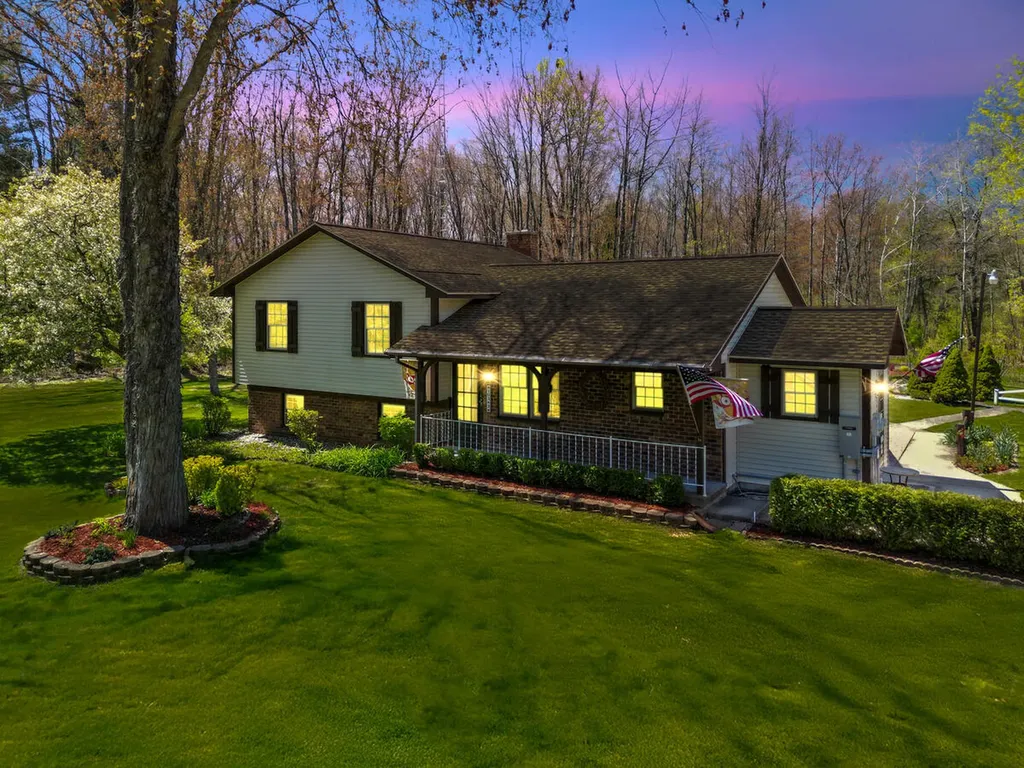 10343 N Walnut Avenue Home Township MI 49309
