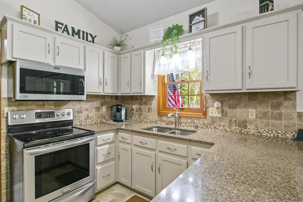 10343 N Walnut Avenue Home Township MI 49309
