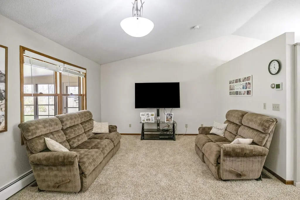 10343 N Walnut Avenue Home Township MI 49309