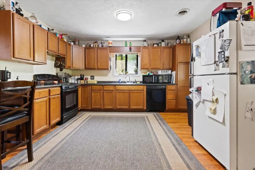 8744 Mackinaw Trail Drive Reynolds Township MI 49329