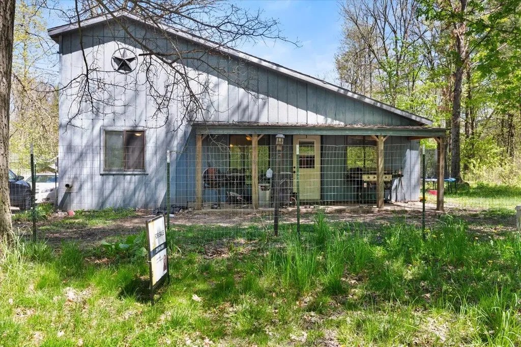 8744 Mackinaw Trail Drive Reynolds Township MI 49329