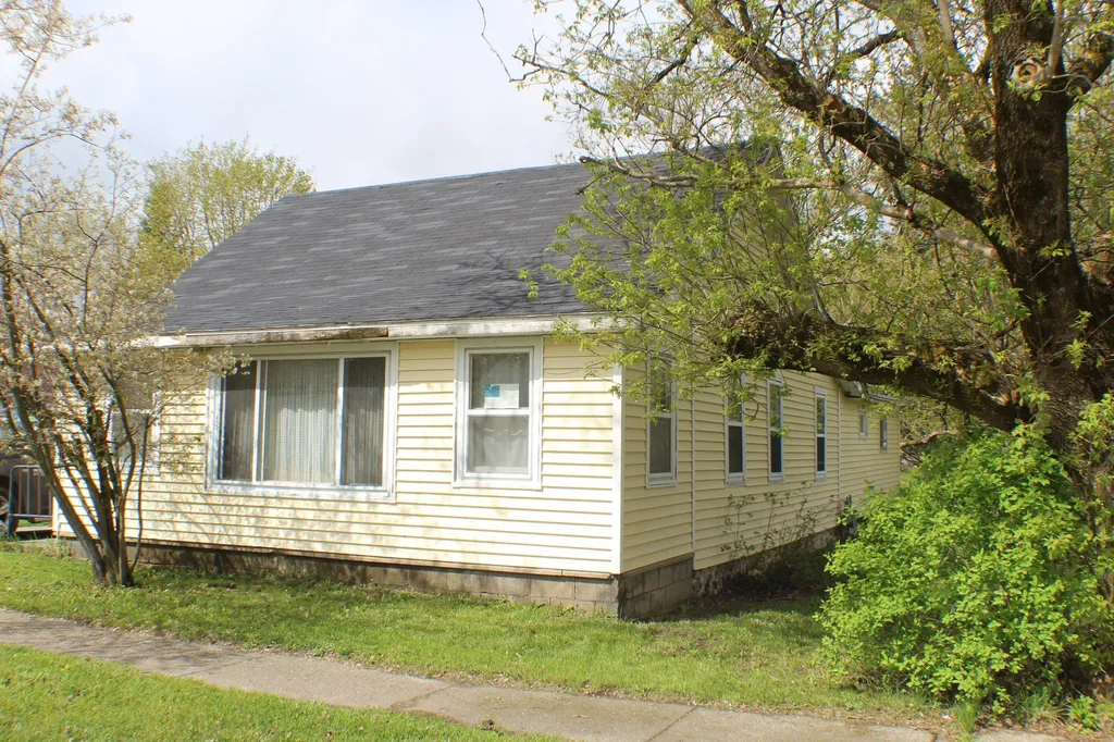 417 Elm Street Unknown City MI 49659