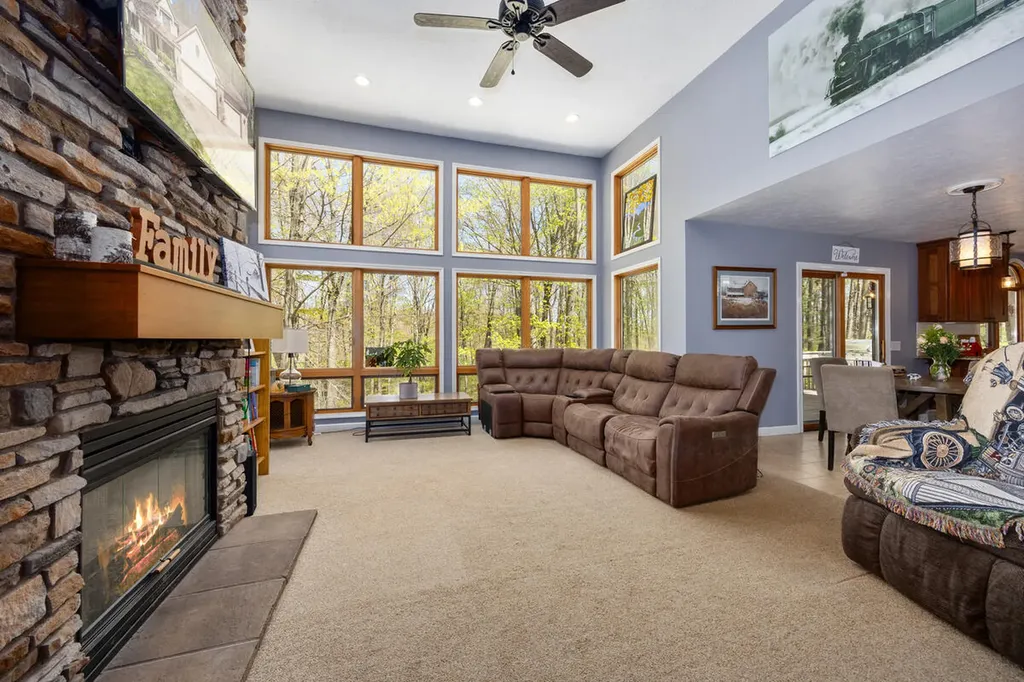 15056 Oakwood Drive Big Rapids Charter Township MI 49307