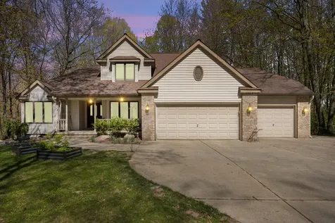 15056 Oakwood Drive Big Rapids Charter Township MI 49307