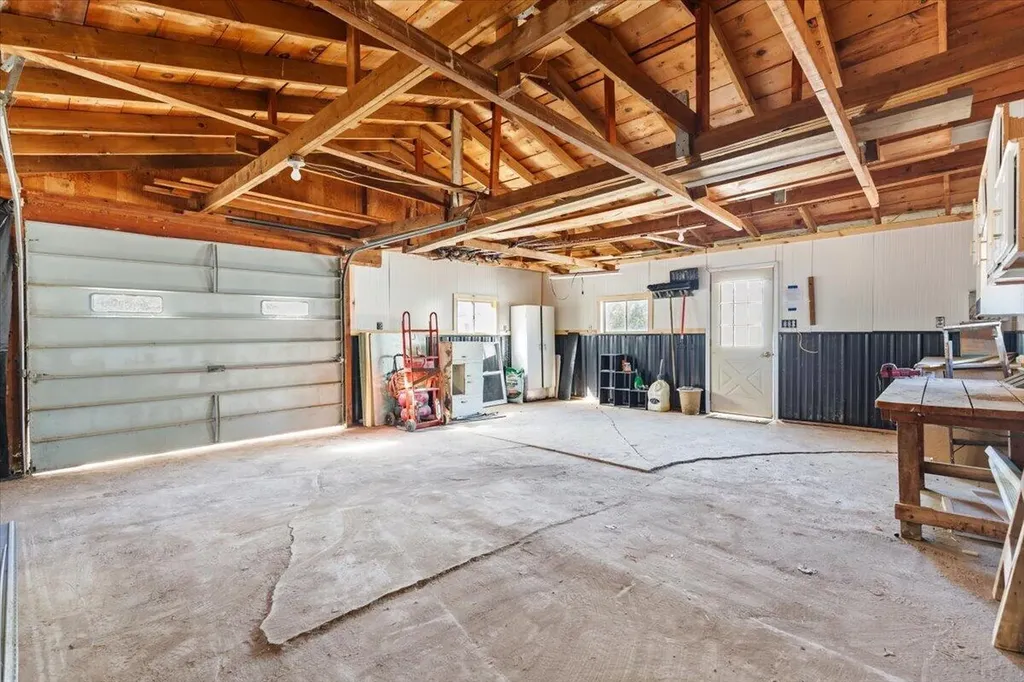 136 Pleasant Drive Belvidere Township MI 48886