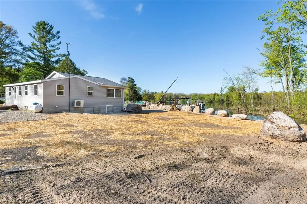 136 Pleasant Drive Belvidere Township MI 48886