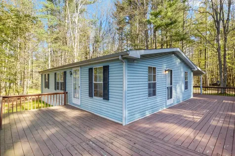 8943 E 36th Street Big Prairie Township MI 49337