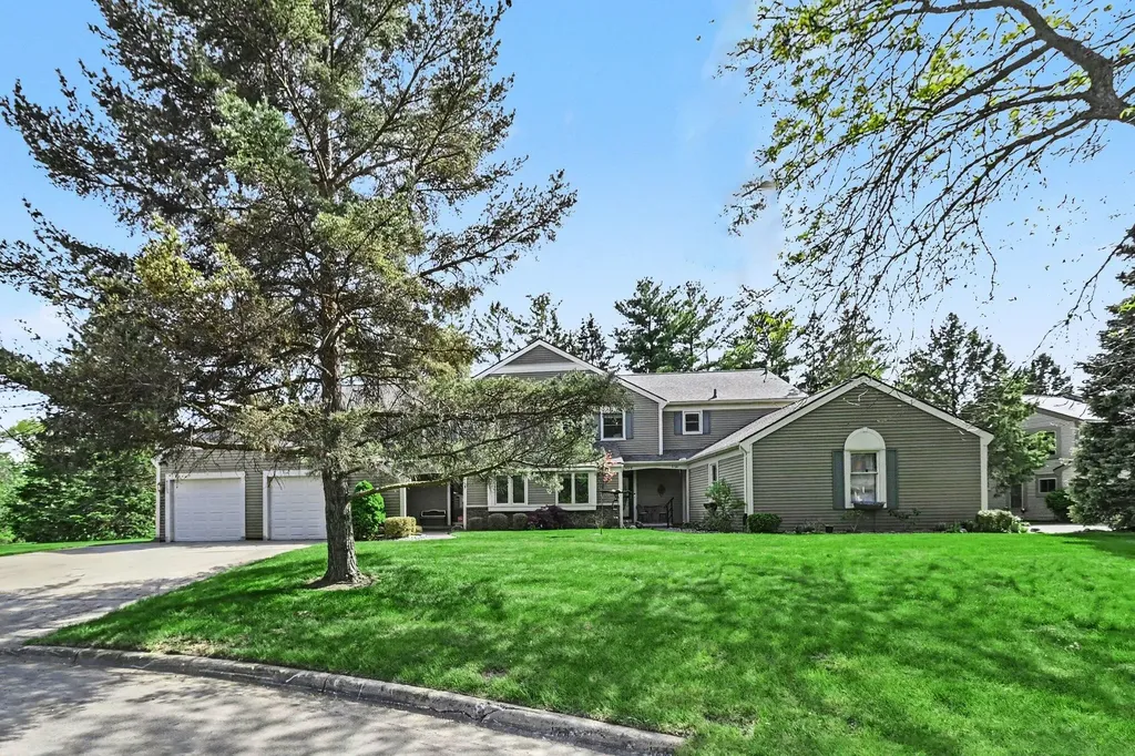 7117 Medallion Drive Delta Charter Township MI 48917