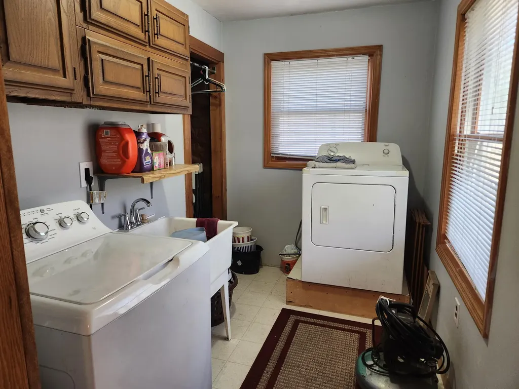 9223 S Trail Of The Lakes Lake Township MI 49304