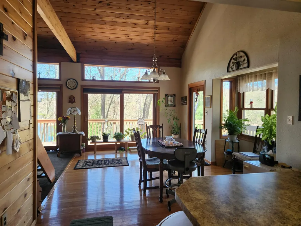 9223 S Trail Of The Lakes Lake Township MI 49304