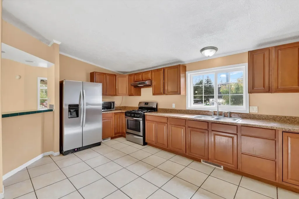 1809 Sunnyside Drive Kalamazoo Charter Township MI 49048