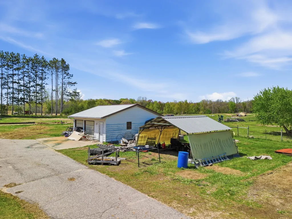 12686 Buchanan Road Austin Township MI 49346