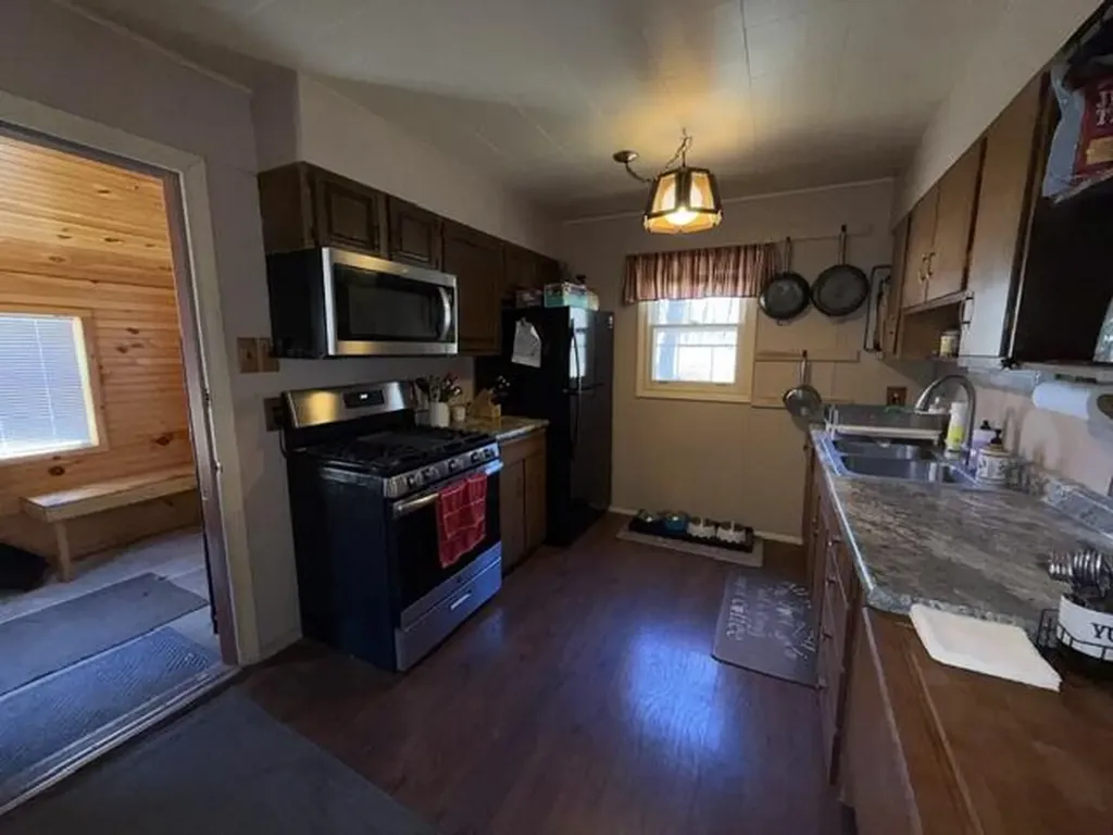 9826 S Orchid Avenue Lake Township MI 49304