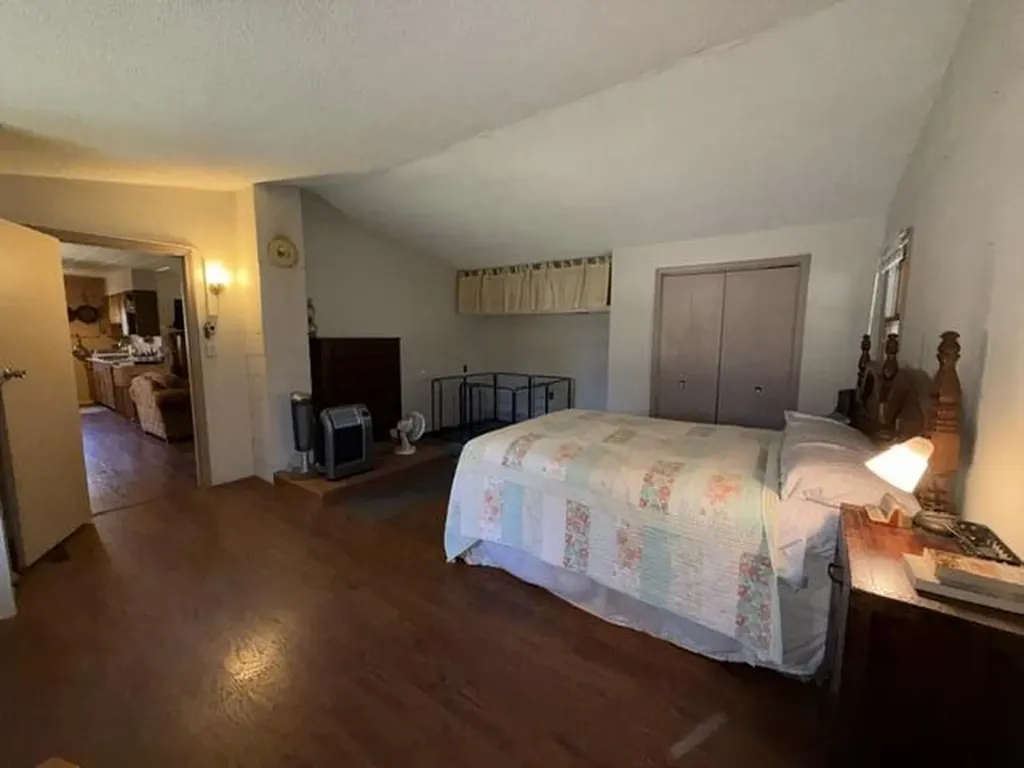 9826 S Orchid Avenue Lake Township MI 49304