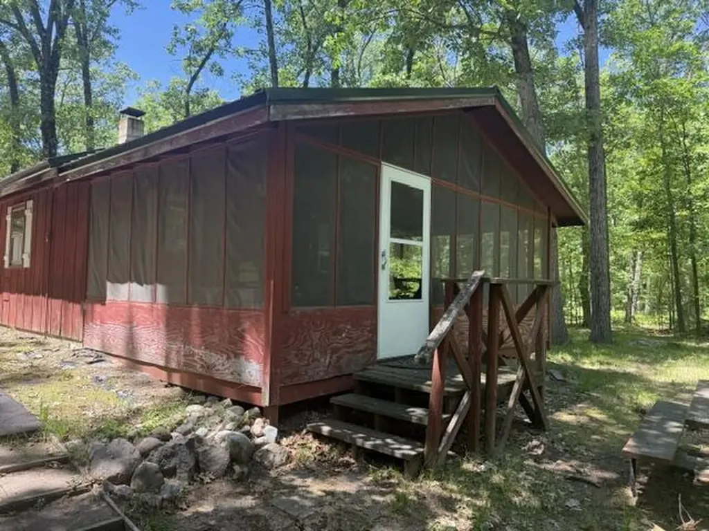 9826 S Orchid Avenue Lake Township MI 49304