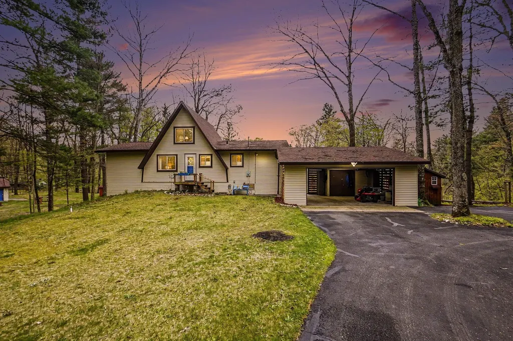 23849 Atikwa Trail Reynolds Township MI 49329