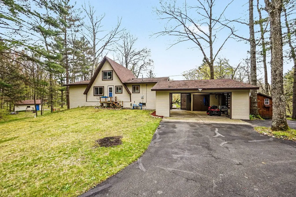 23849 Atikwa Trail Reynolds Township MI 49329