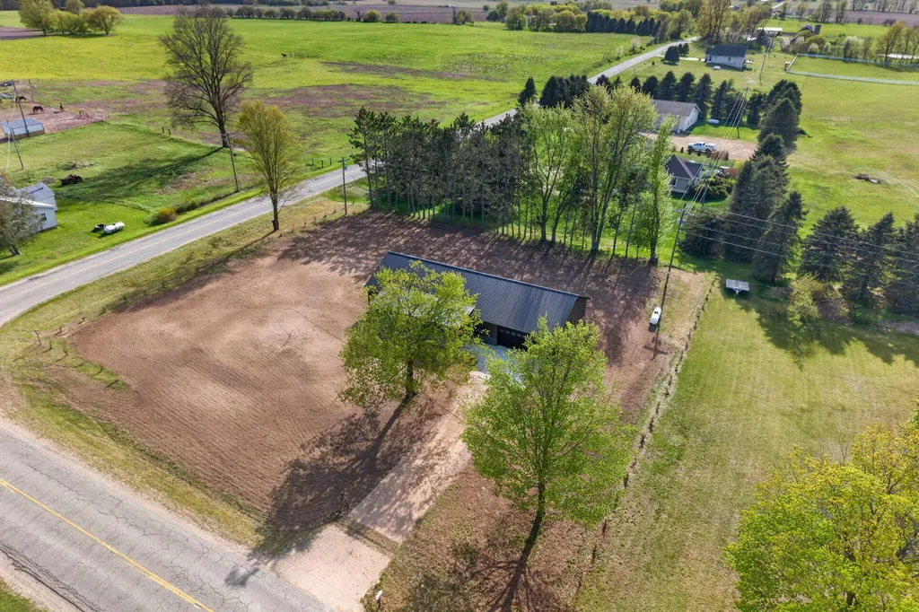 3027 100th Avenue Hinton Township MI 48850