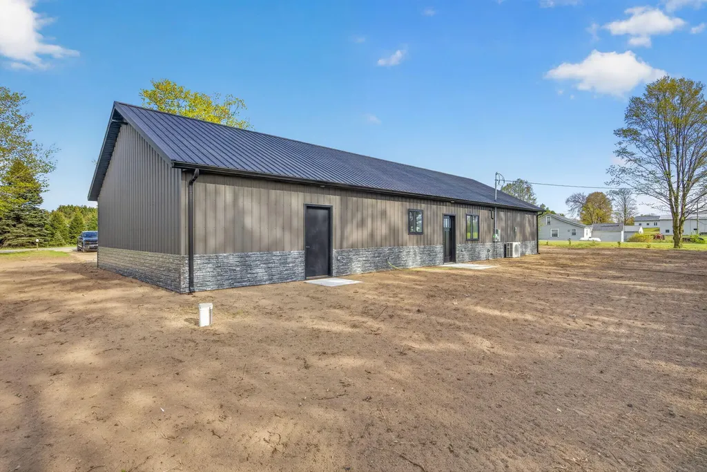 3027 100th Avenue Hinton Township MI 48850