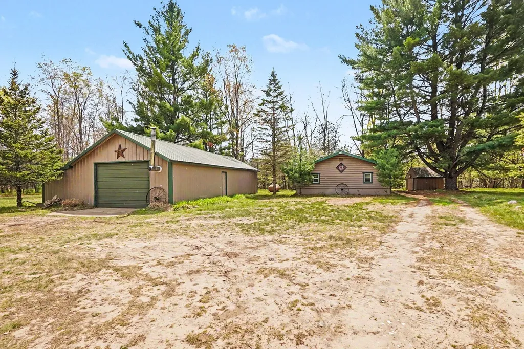 11435 Woodland Drive Evart Township MI 49631