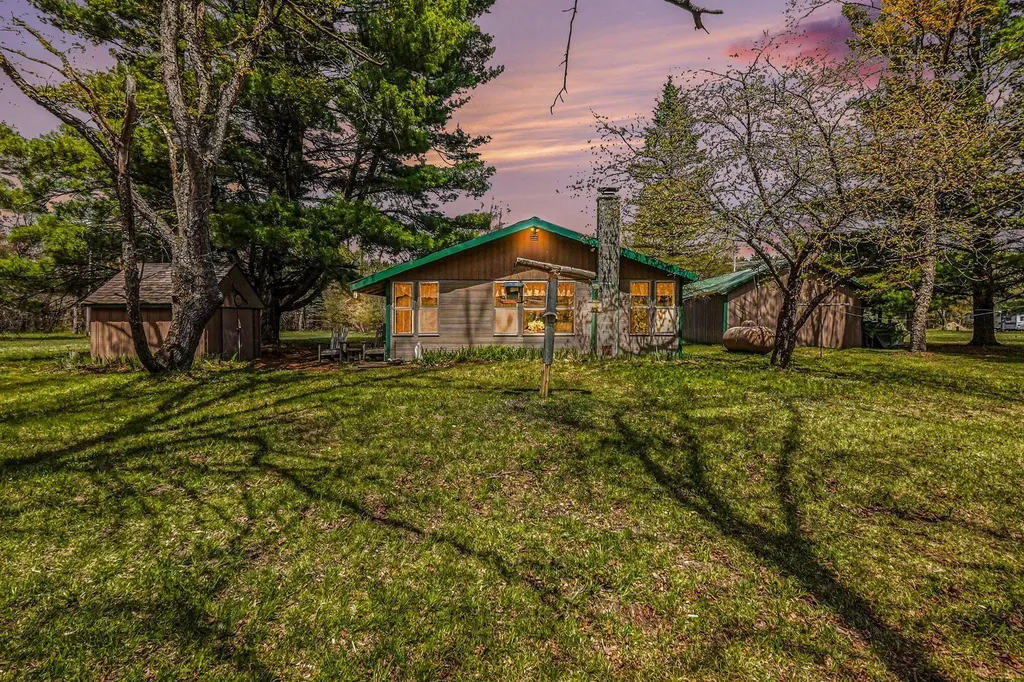11435 Woodland Drive Evart Township MI 49631
