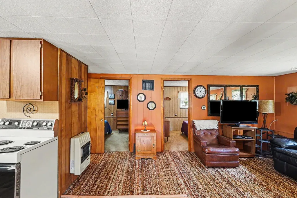 11435 Woodland Drive Evart Township MI 49631